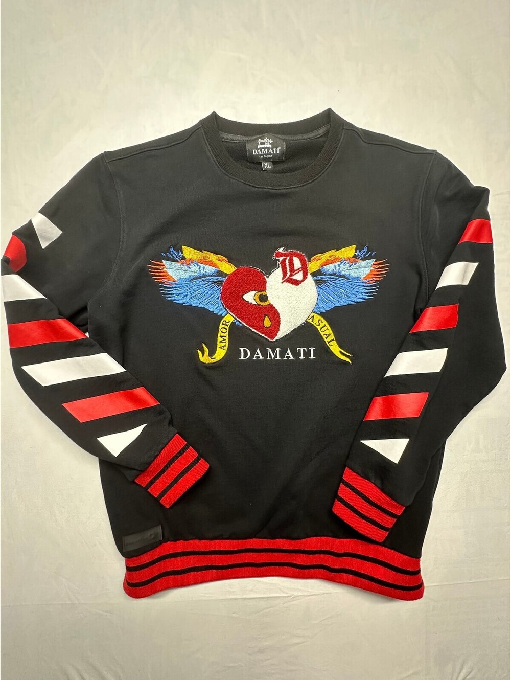 DAMATI Men's Graphic Sweatshirt Black Embroidered Winged Heart Size XL EUC